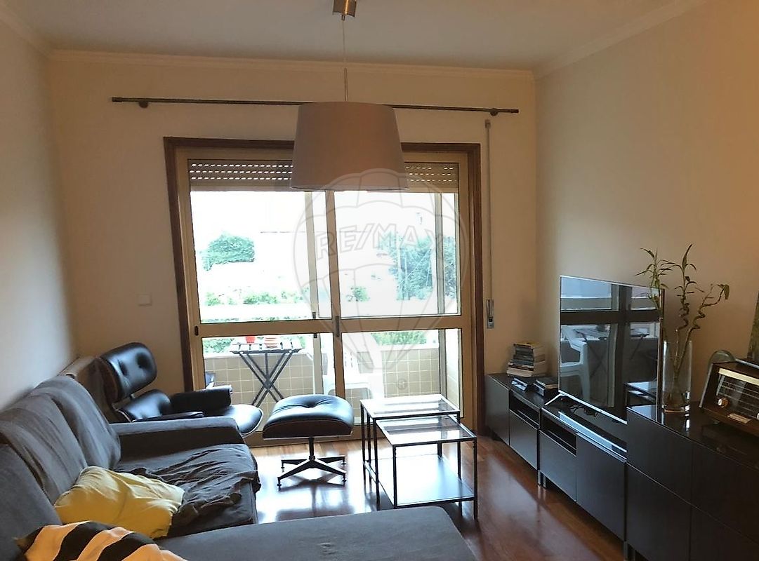 Apartamento T2 à venda em Vila Nova de Gaia