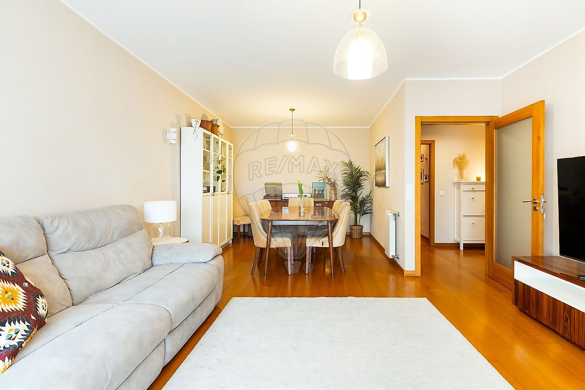 Apartamento T3 à venda em Porto