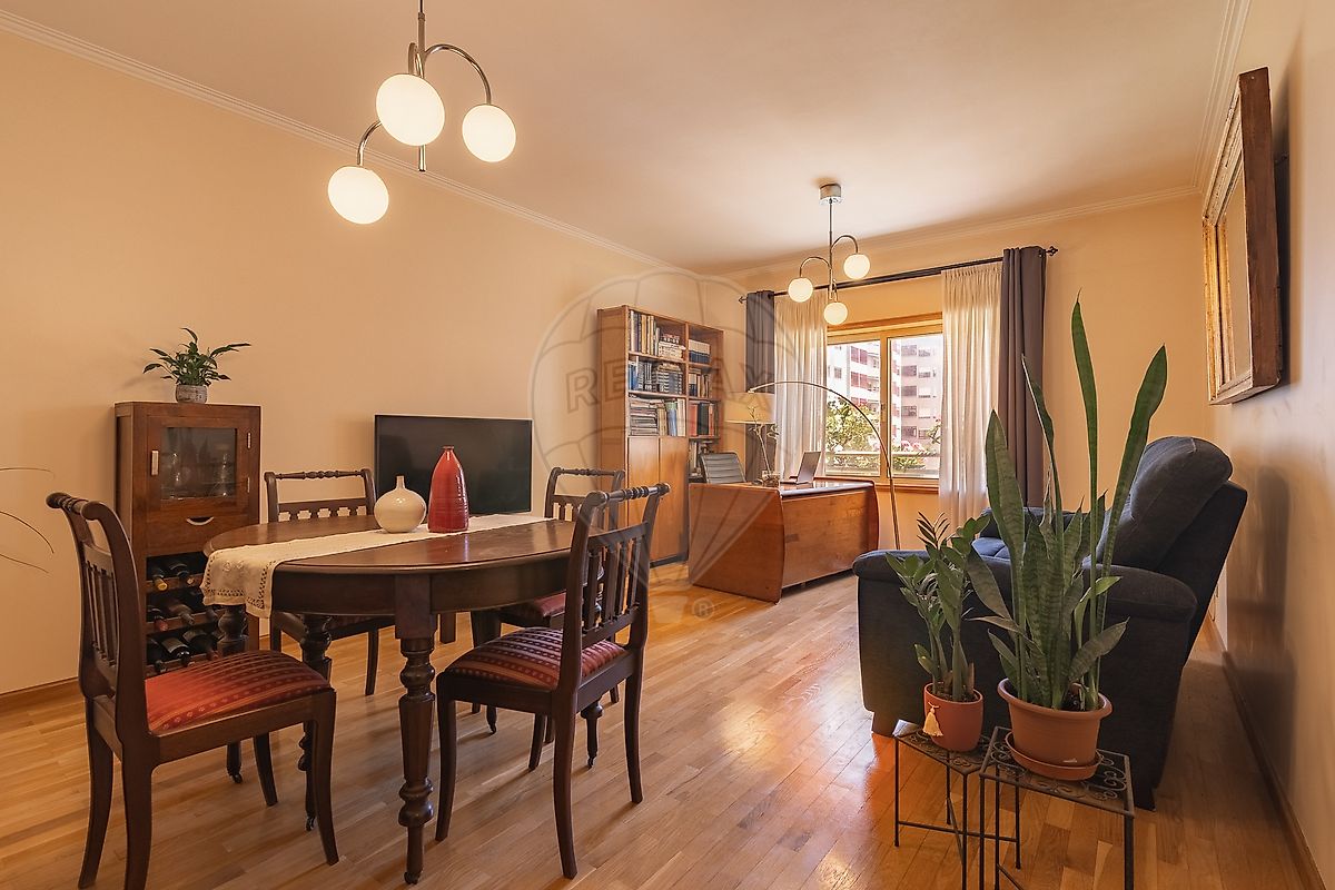Apartamento T2 à venda em Vila Nova de Gaia