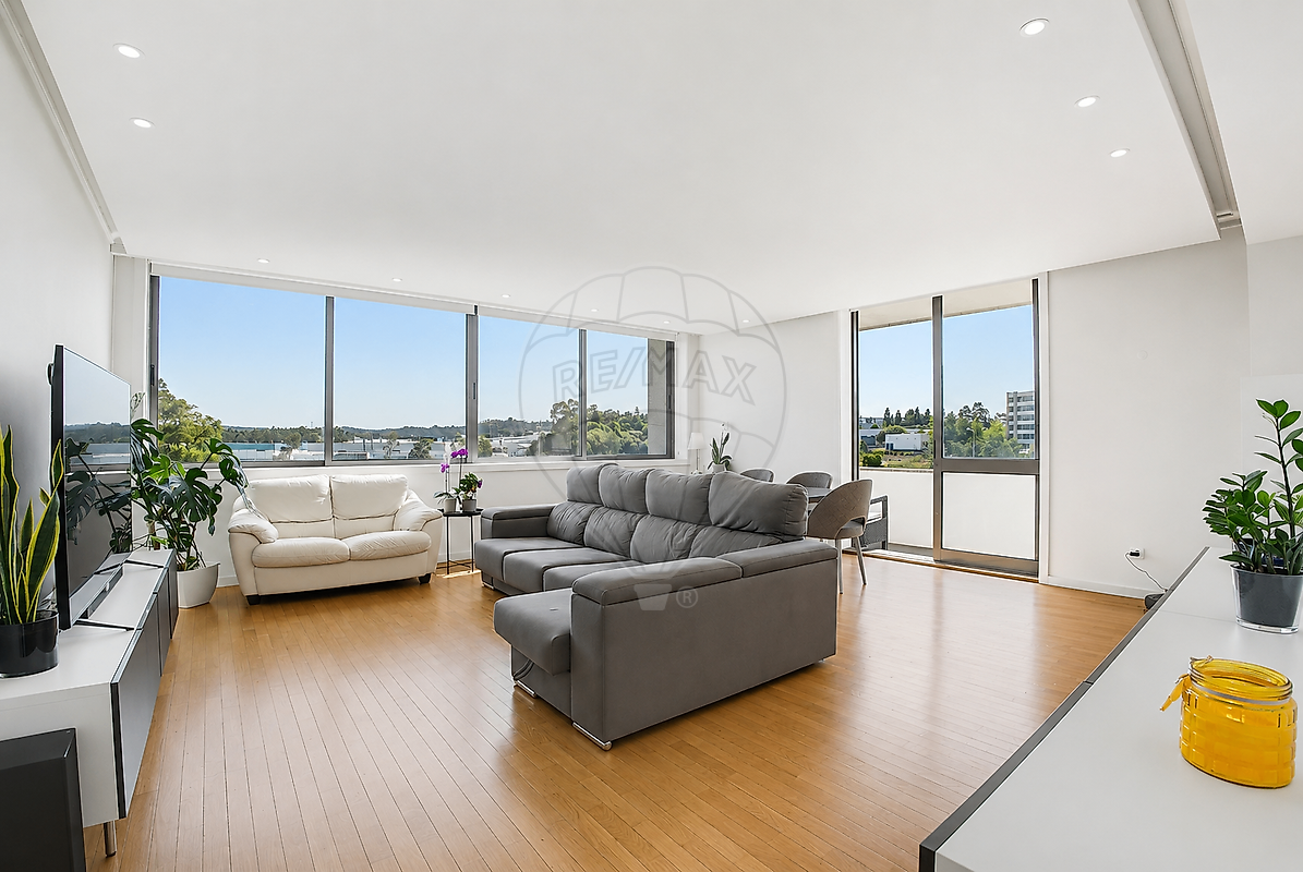 Apartamento T3 à venda em Maia