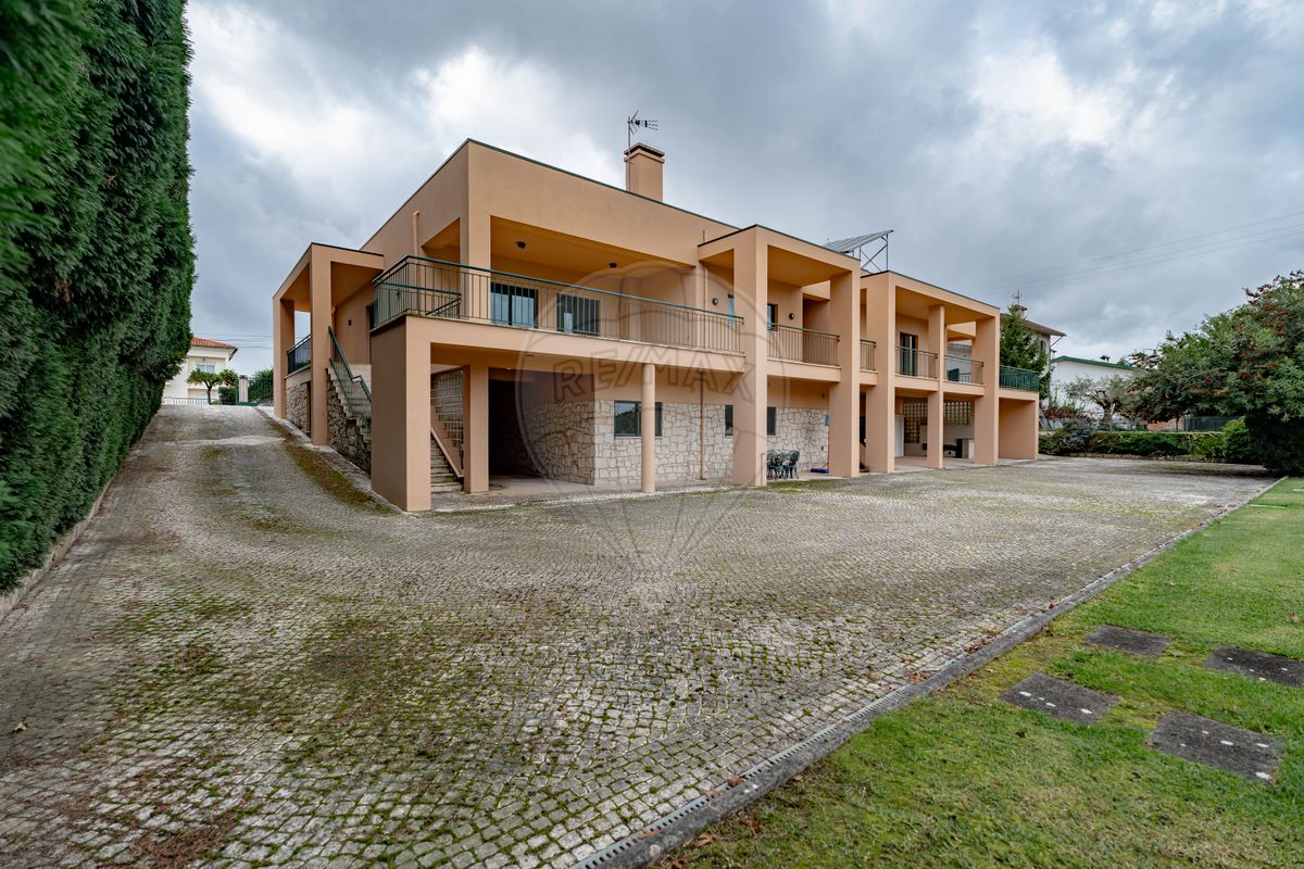 listing 126411022-32 picture-0