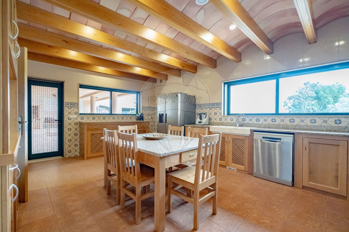 listing 126411022-32 picture-0