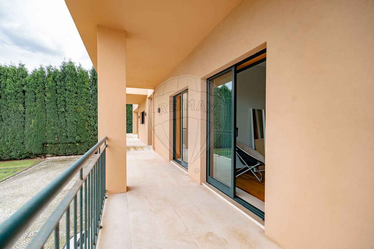 listing 126411022-32 picture-0