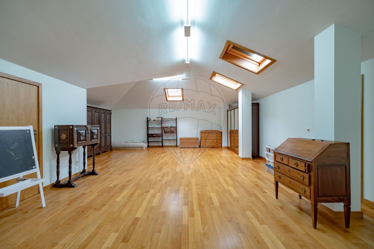 listing 126411022-32 picture-0