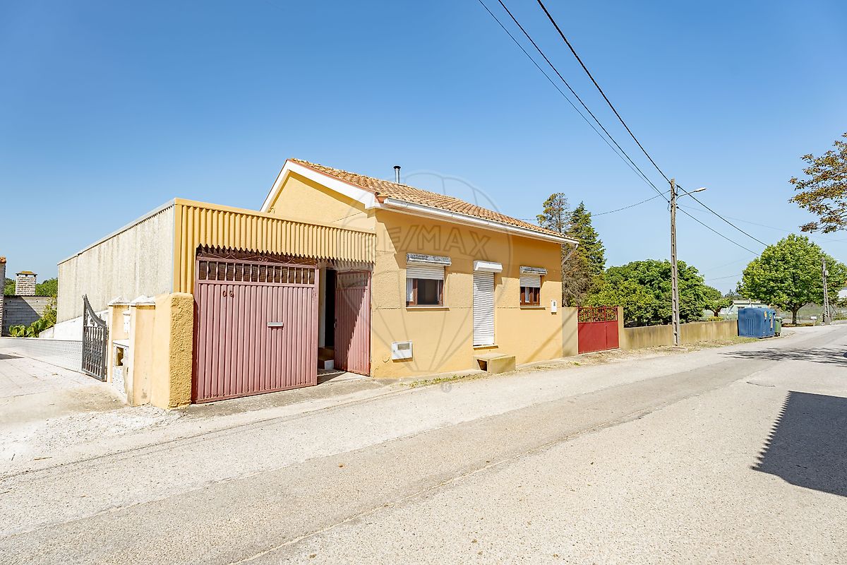 Moradia T4 para venda