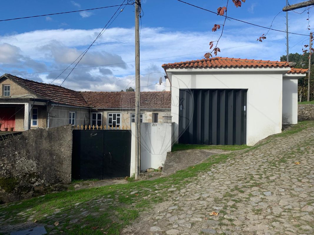 Moradia T5 para venda
