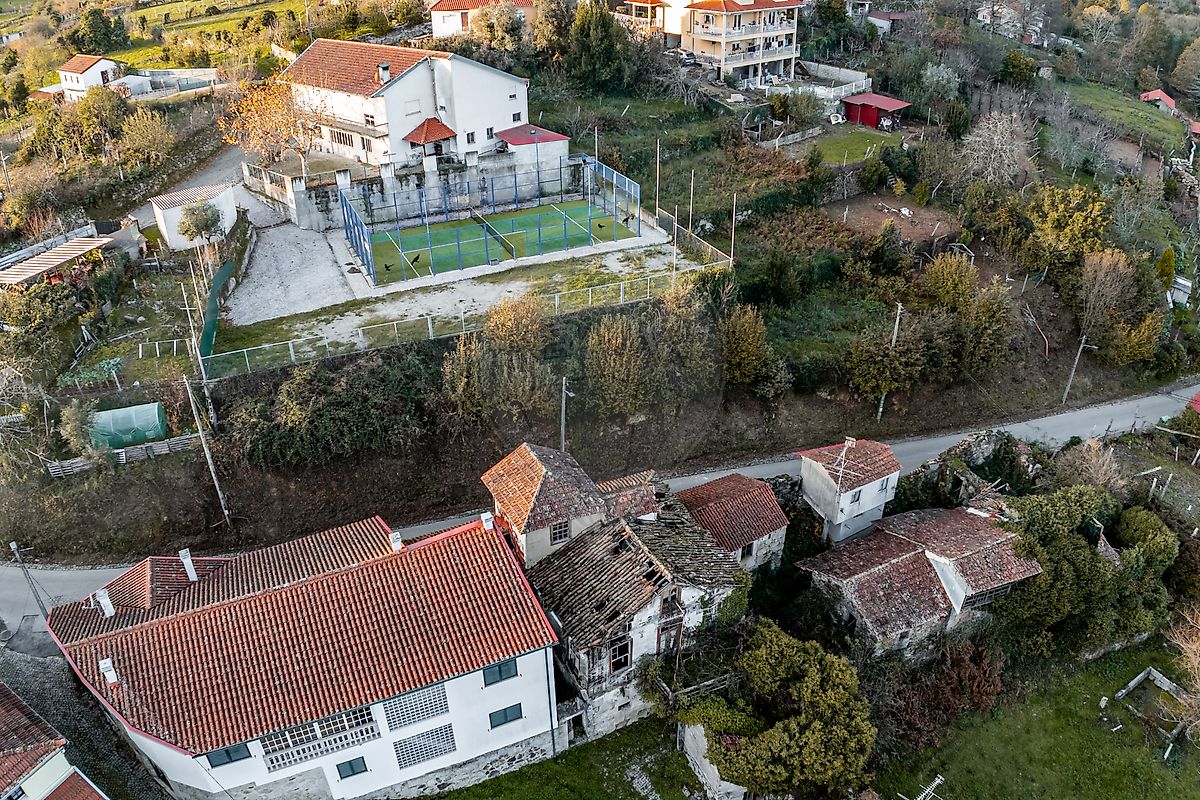 listing 126421025-32 picture-0