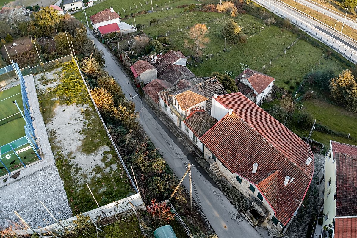 listing 126421025-32 picture-0