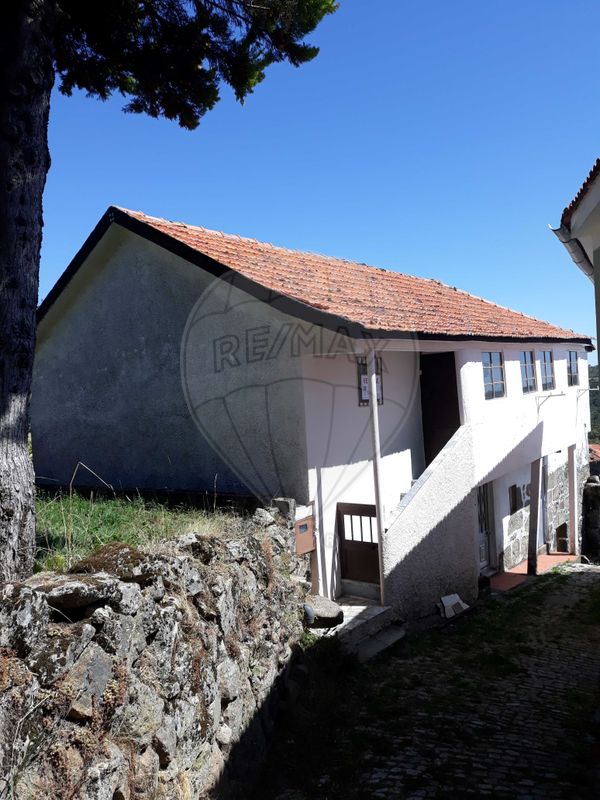 Moradia T2 para venda