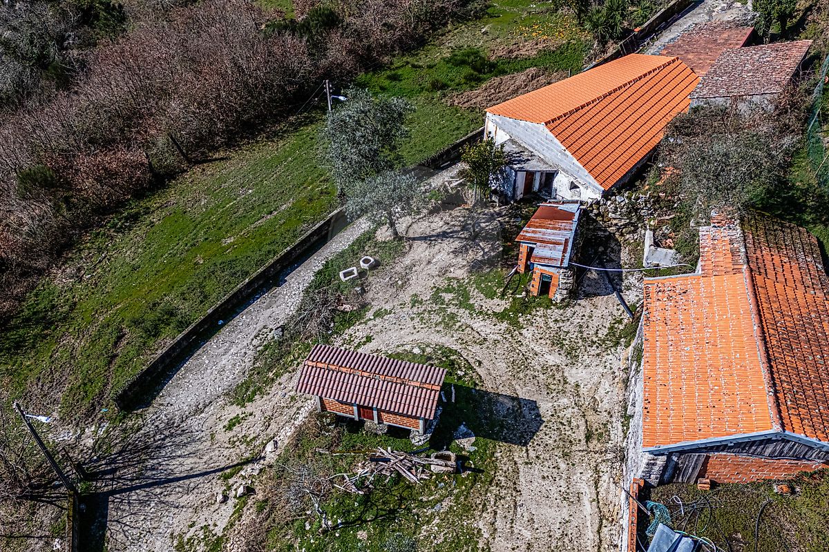Moradia T2 à venda em São Martinho das Moitas e Covas do Rio, São Pedro do Sul — foto 9
