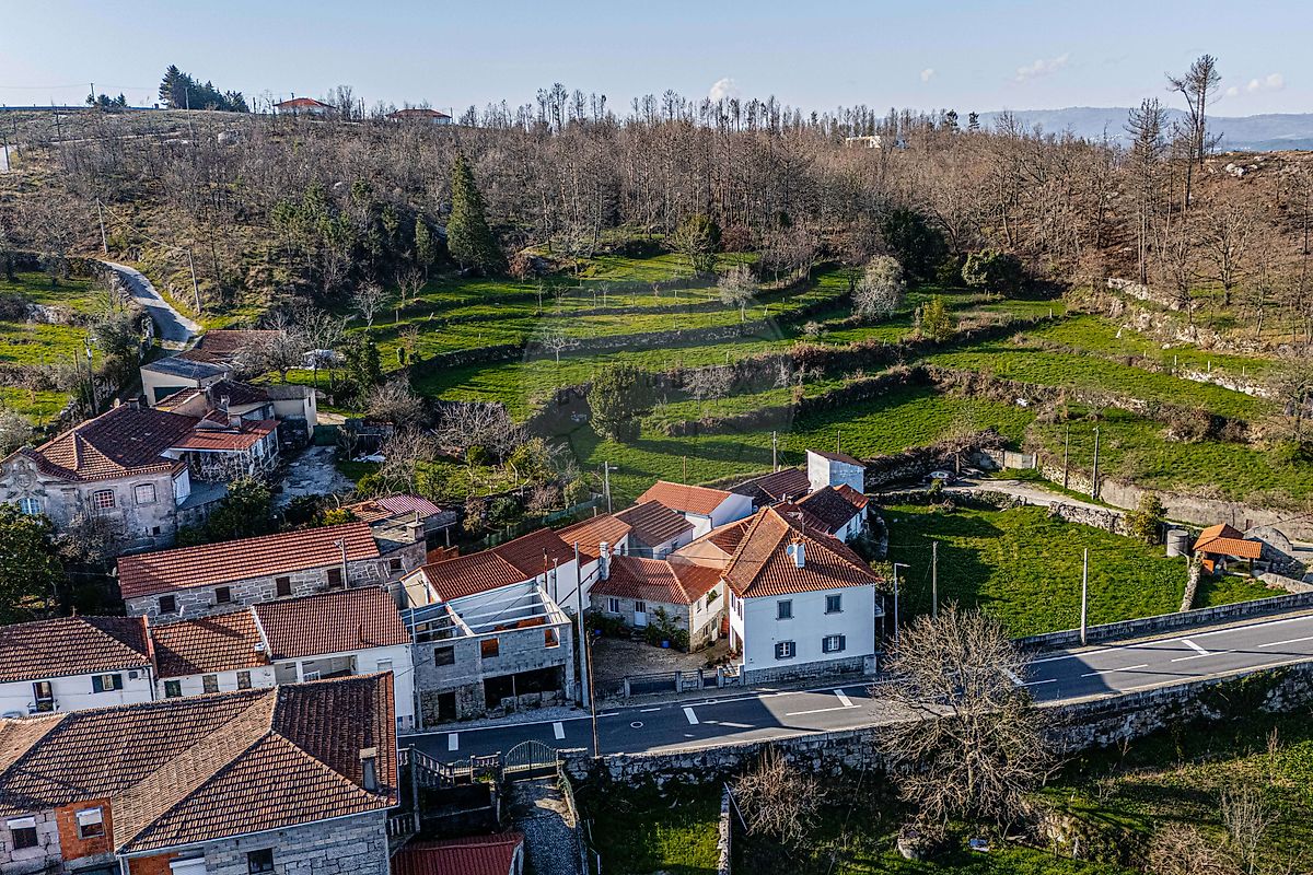 Moradia - Mões, Castro Daire, Viseu