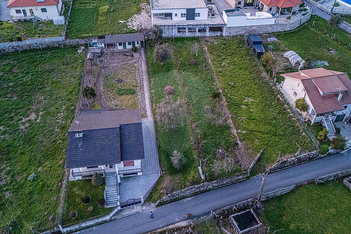 Terreno - Mões, Castro Daire, Viseu