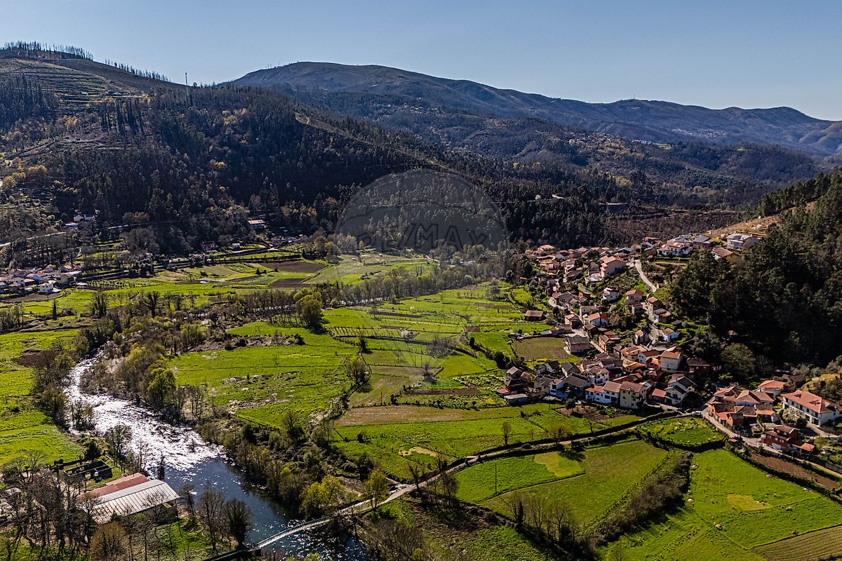 Moradia - Pinheiro, Castro Daire, Viseu