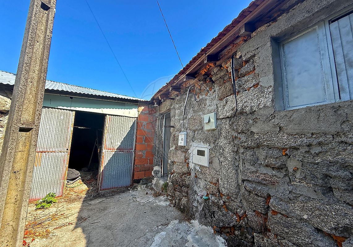 Moradia T1 à venda em Castro Daire