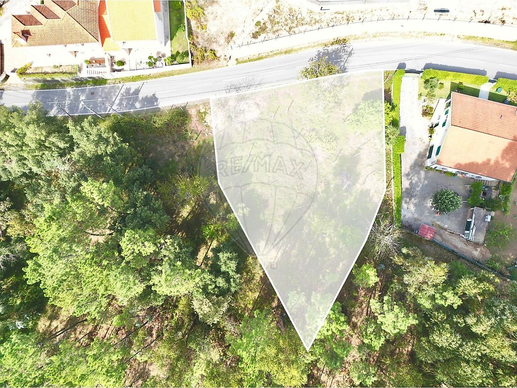 Land for sale in Amarante, Portugal — €65,000