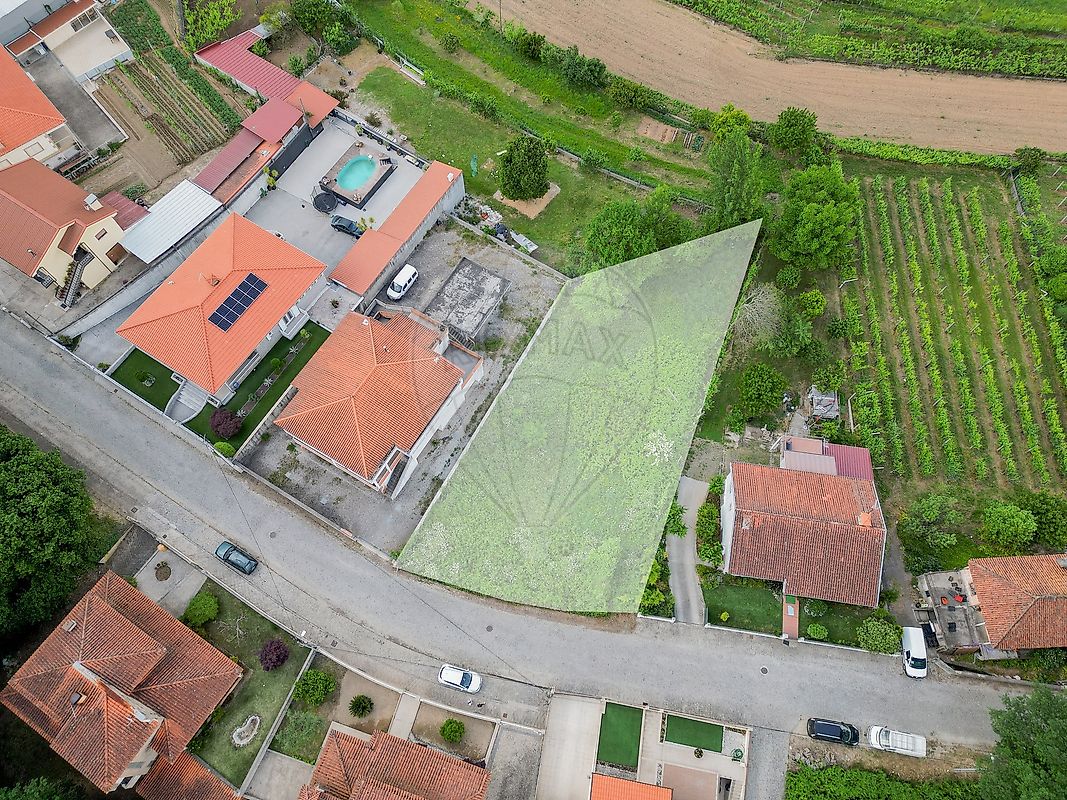 Terreno - Telões, Amarante, Porto