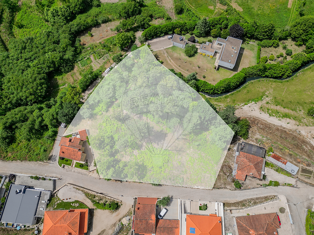 Terreno - Amarante (São Gonçalo), Madalena, Cepelos e Gatão, Amarante, Porto