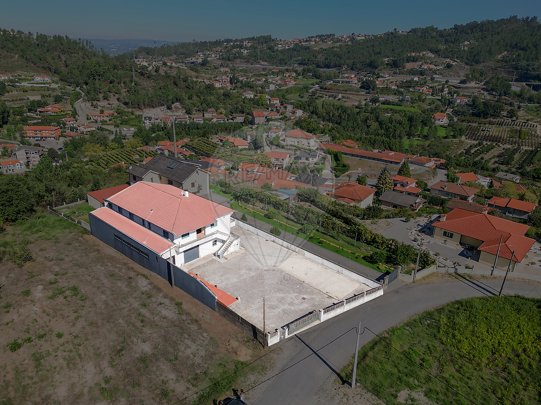 Moradia T4 à venda em Jazente, Amarante — foto 2