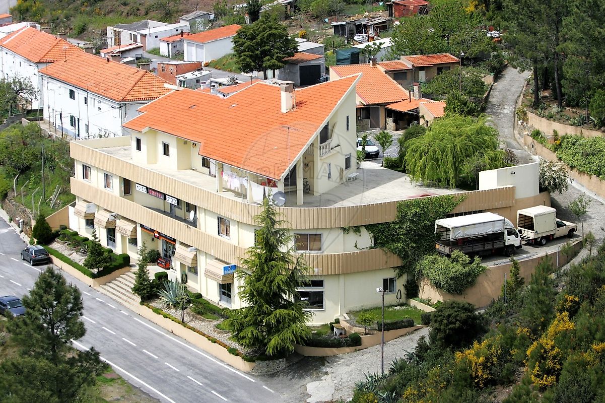 Moradia T6 para venda