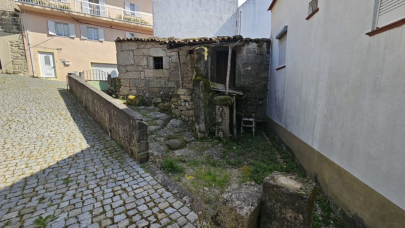 Moradia T2 à venda em Seia