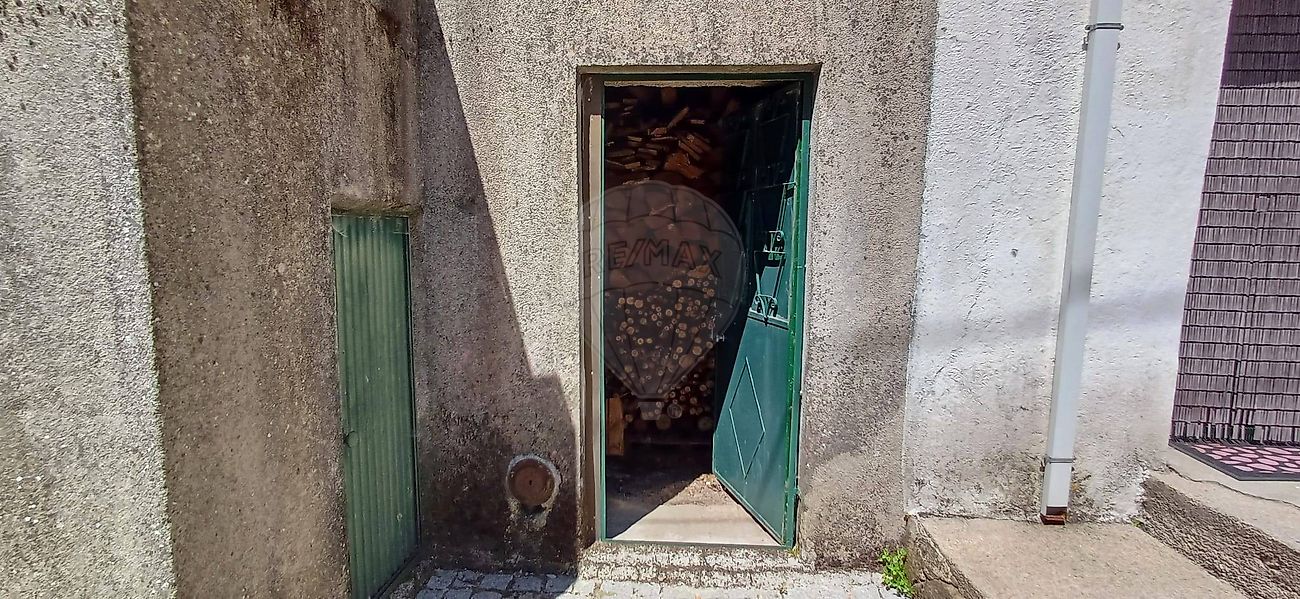 Moradia T3 à venda em Santa Marinha e São Martinho, Seia — foto 2