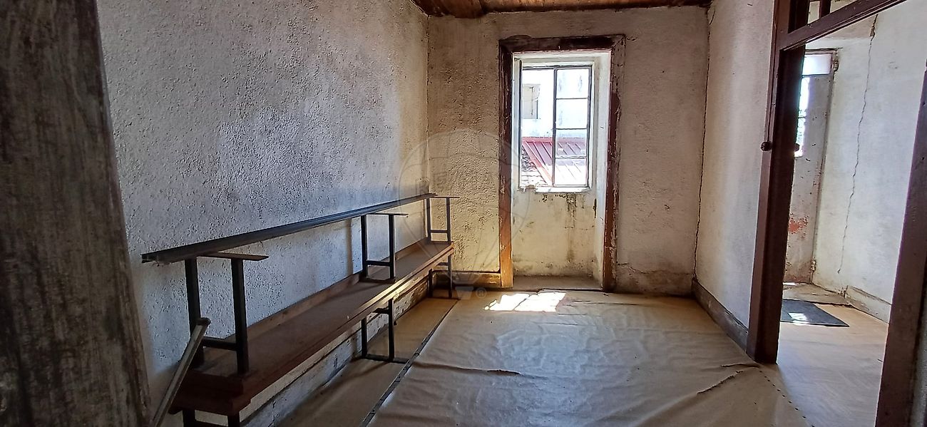 Moradia T3 à venda em Santa Marinha e São Martinho, Seia — foto 4