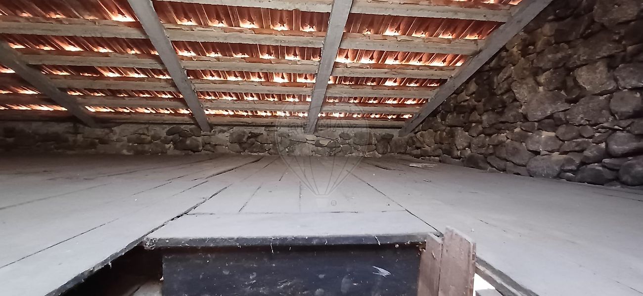 Moradia T3 à venda em Santa Marinha e São Martinho, Seia — foto 6
