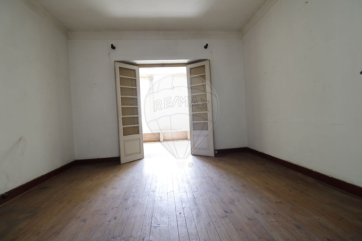 listing 126471011-29 picture-0