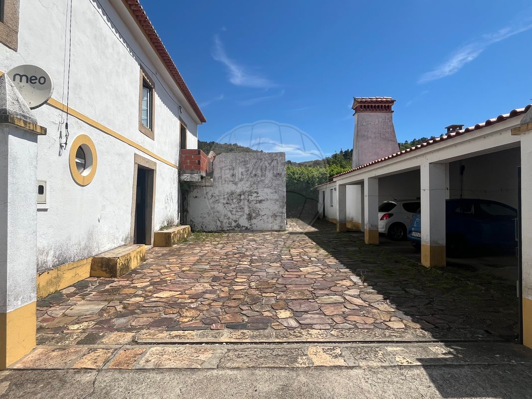 Moradia T6 para venda