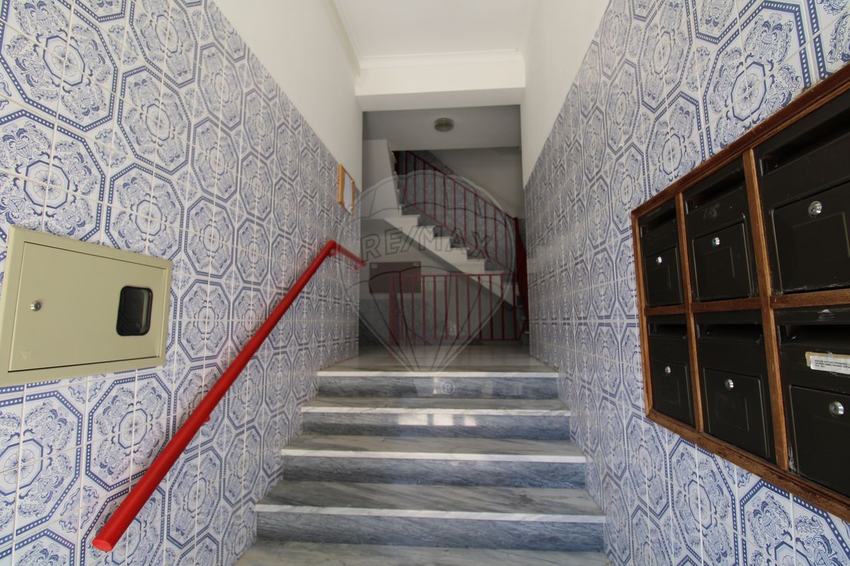 listing 126471011-44 picture-0