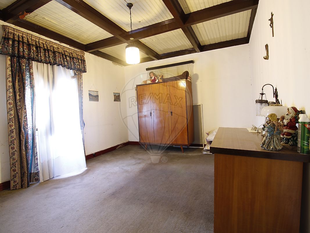 listing 126471011-45 picture-0