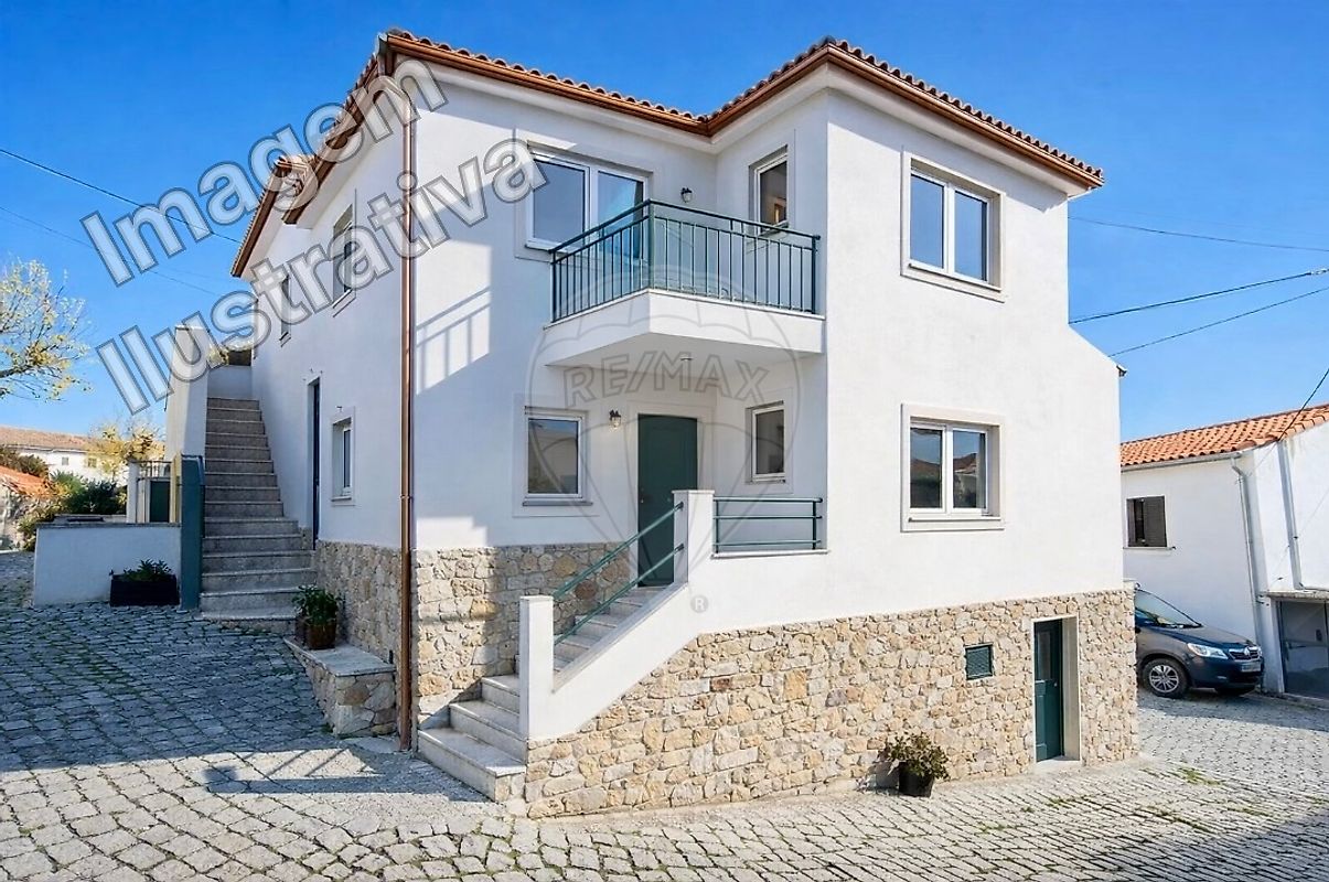 Moradia - Póvoa de Atalaia e Atalaia do Campo, Fundão, Castelo Branco