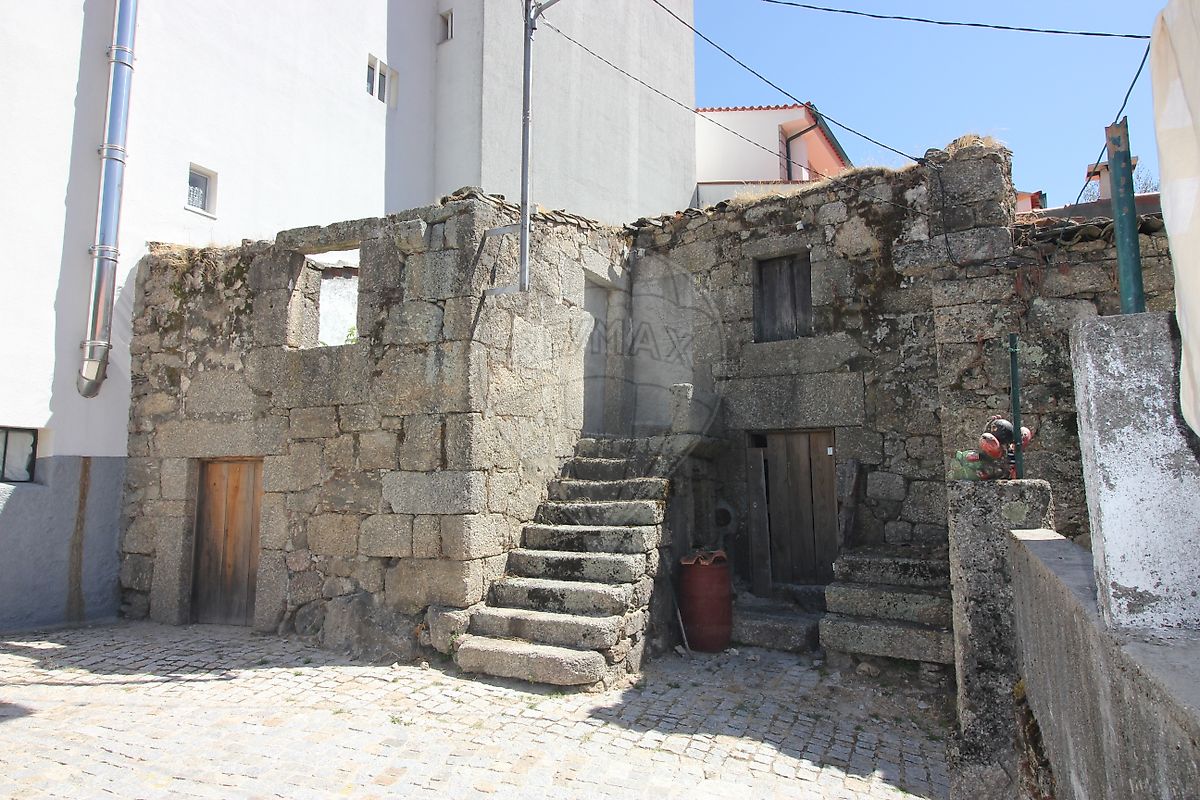 Apartamento T2 à venda em Seia