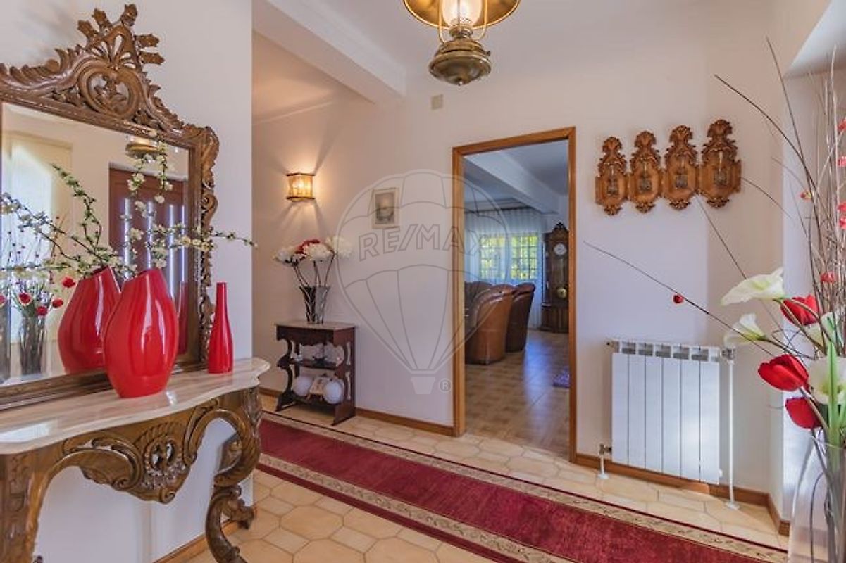 Apartamento T5 à venda em Covilhã