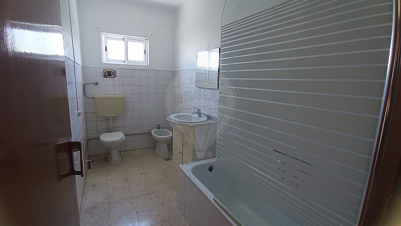 Apartamento T2 à venda em Covilhã e Canhoso, Covilhã — foto 8