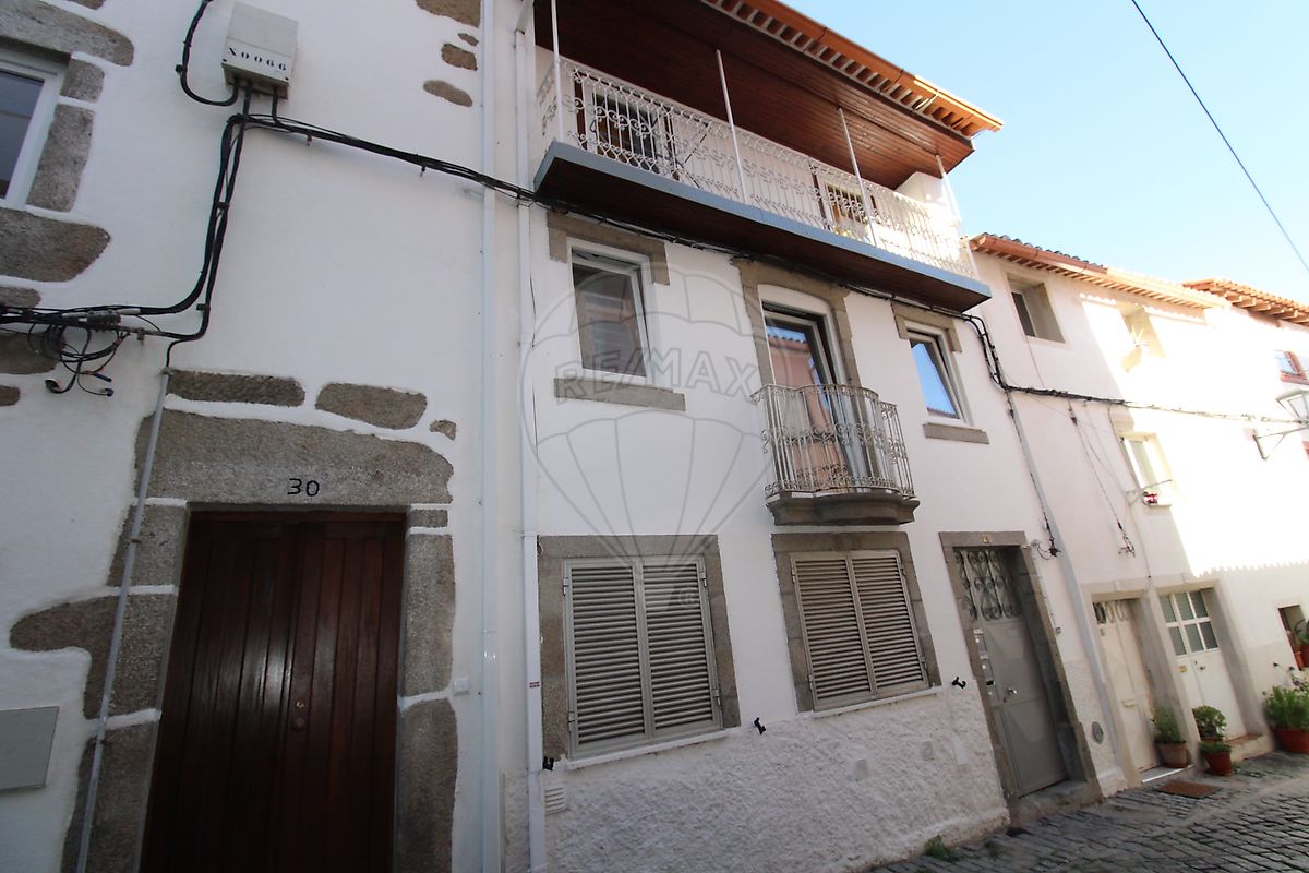 Apartamento T1 para arrendar em Fundão