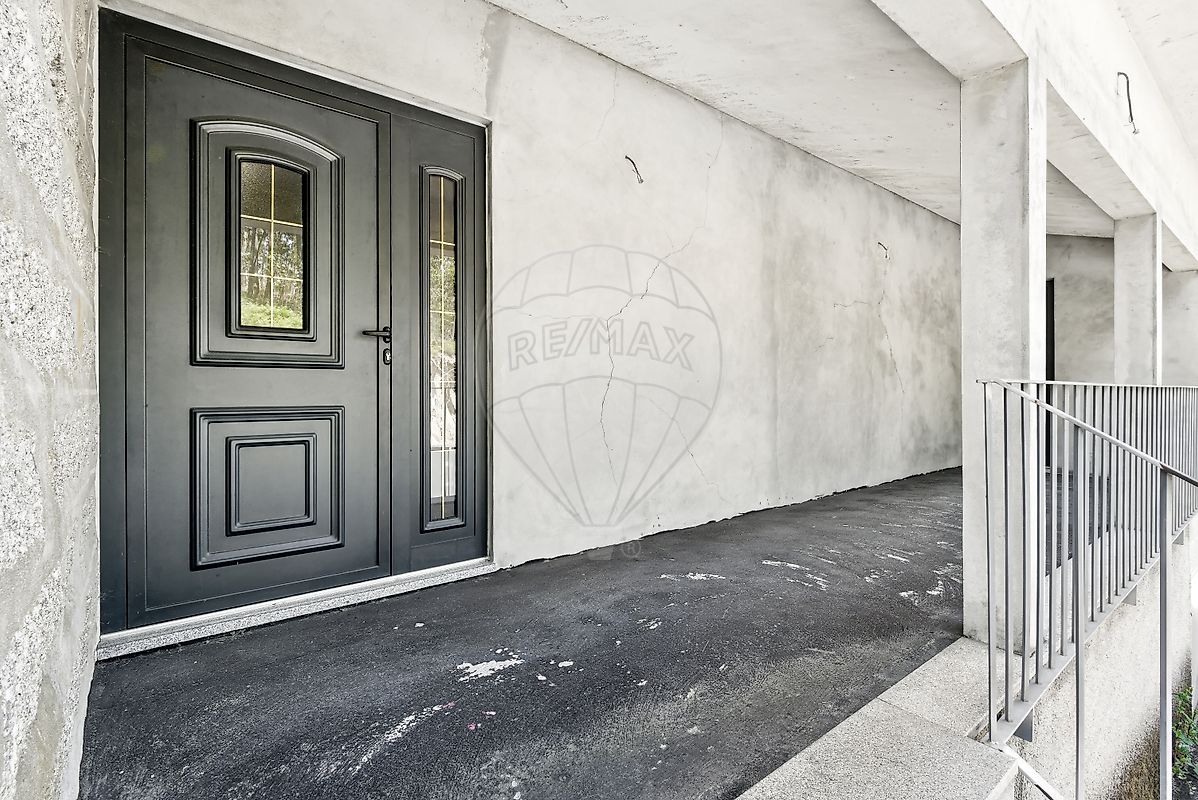 listing 126481193-13 picture-0