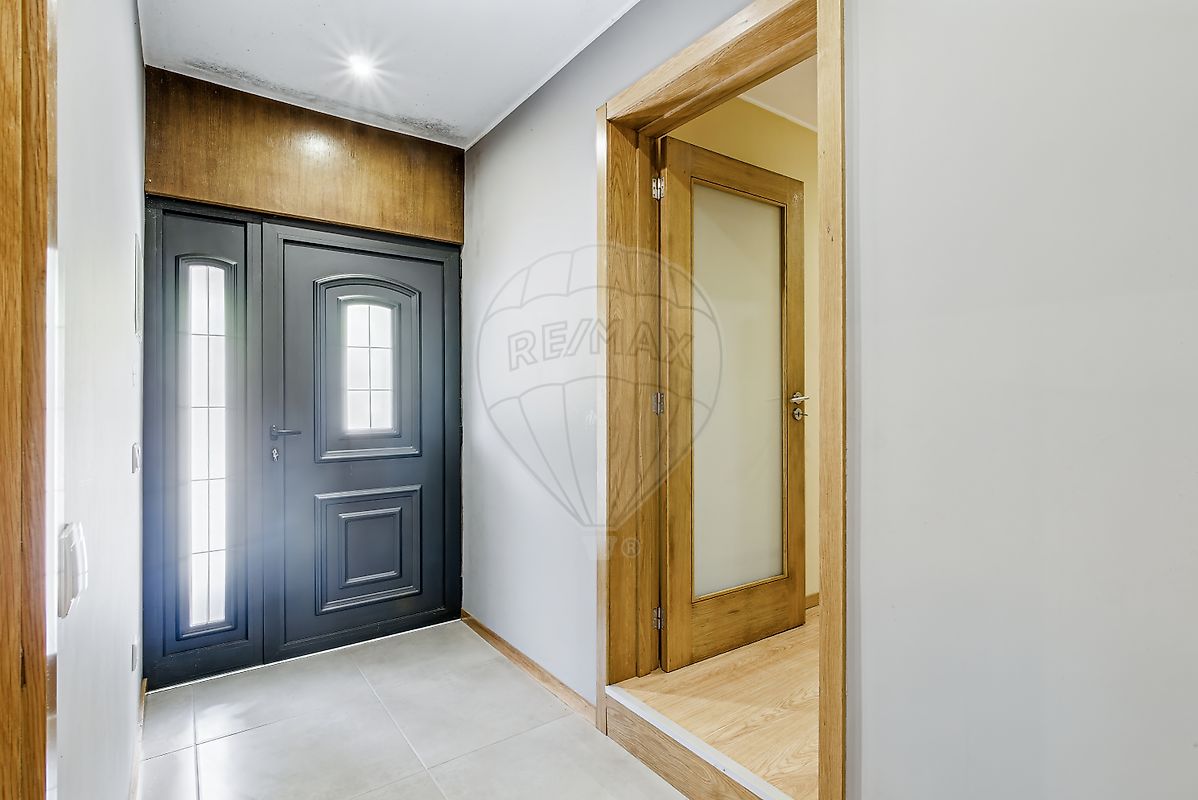 listing 126481193-13 picture-0