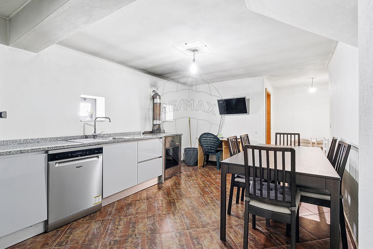 listing 126481193-13 picture-0