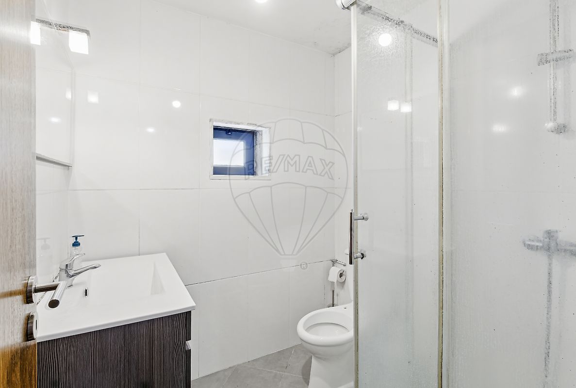 listing 126481193-13 picture-0