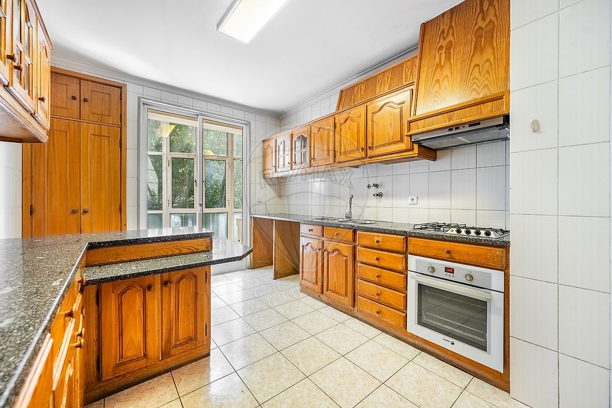 Apartamento T3 - Creixomil, Guimarães, Braga