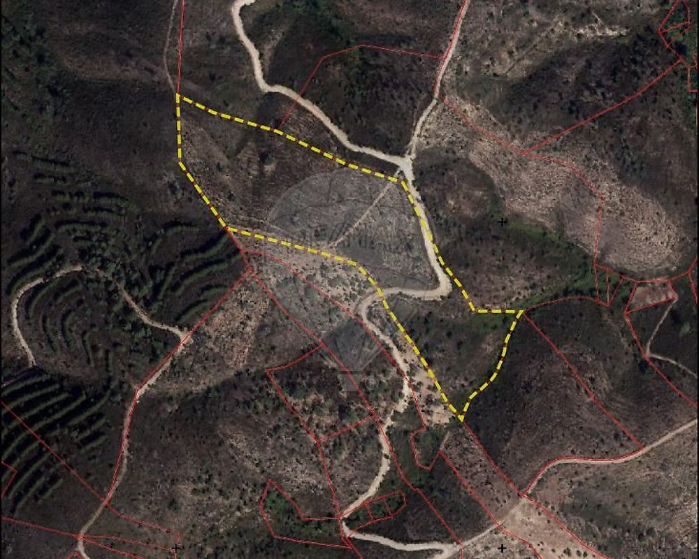 Terreno à venda em São Brás de Alportel