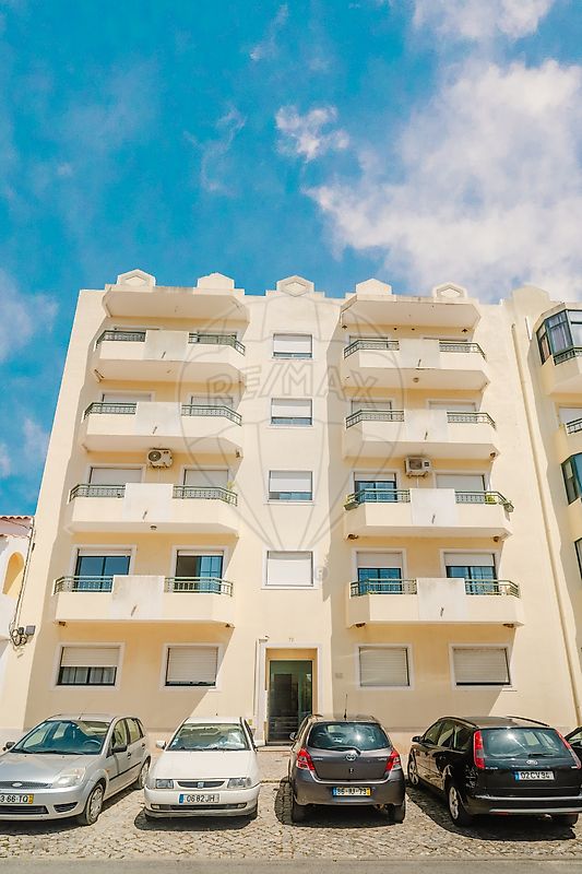 Apartamento T3 à venda em Olhão