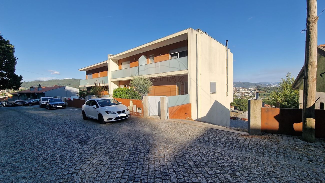 Moradia T2 para venda