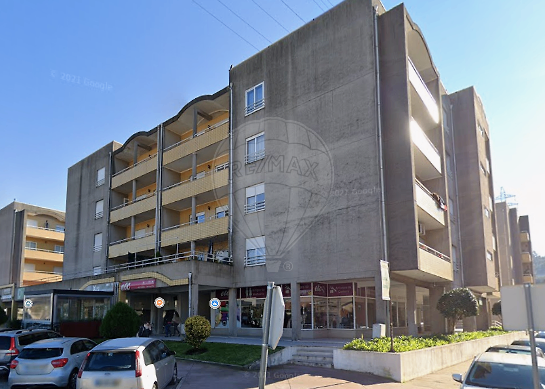 Apartamento T2 à venda em Vila Nova de Famalicão