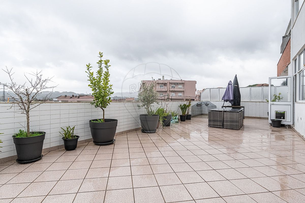 Apartamento T3 à venda em Vila Nova de Famalicão