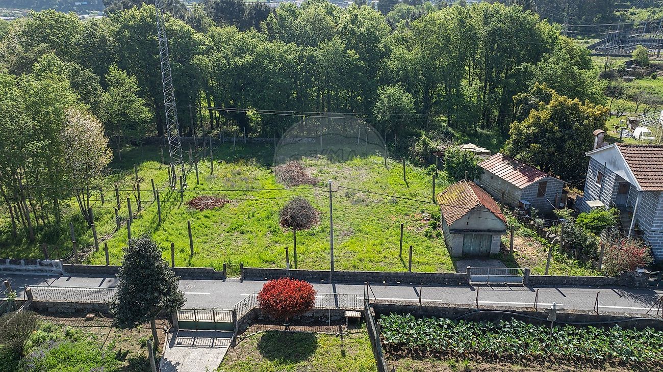 Terreno - Ruivães e Novais, Vila Nova de Famalicão, Braga