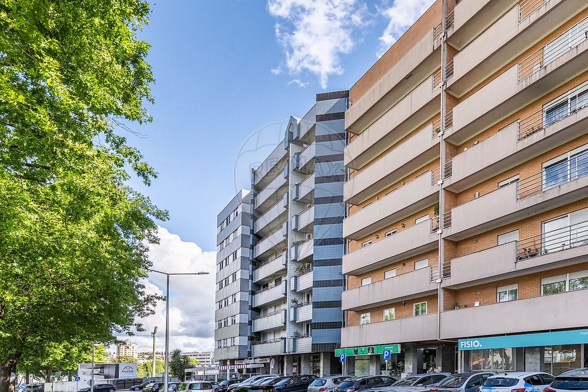 Apartamento T2 à venda em Vila Nova de Famalicão