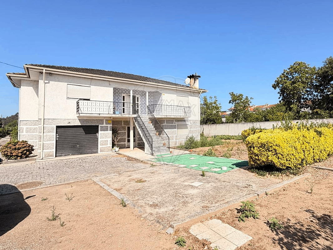 Apartamento T3 à venda em Guimarães
