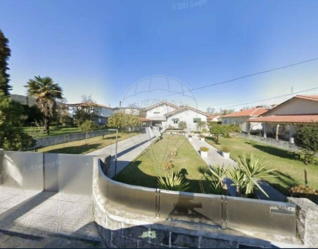 Apartamento T3 à venda em Vila Nova de Famalicão